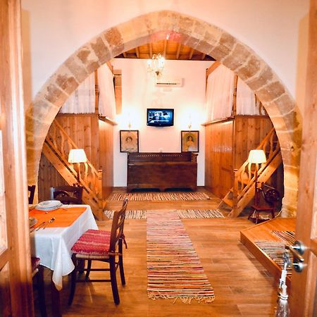 Villa Patitiri Traditional House With Hot Tub Арханґелос Екстер'єр фото