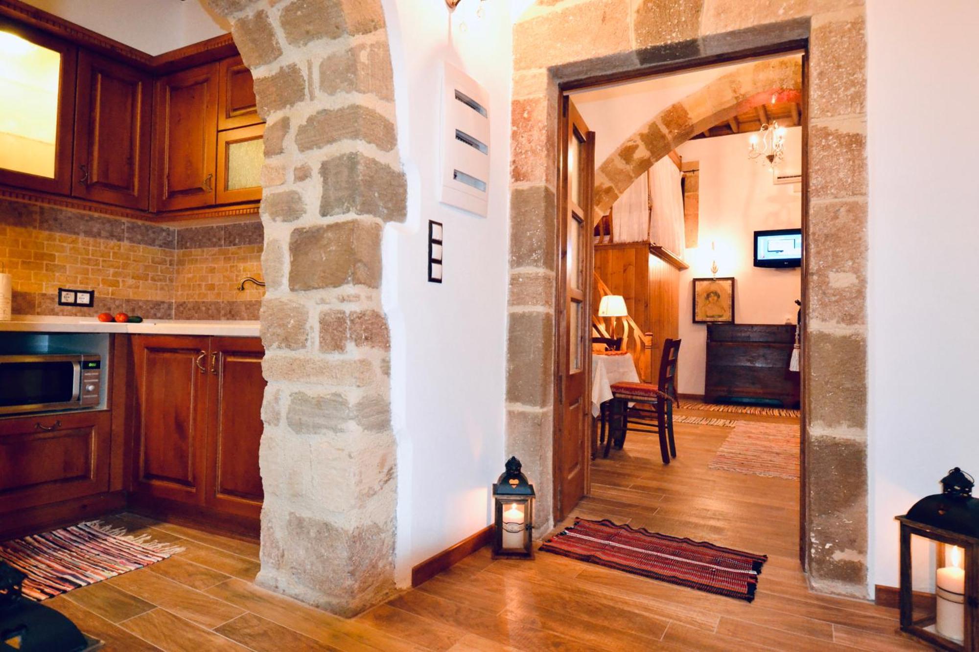 Villa Patitiri Traditional House With Hot Tub Арханґелос Екстер'єр фото
