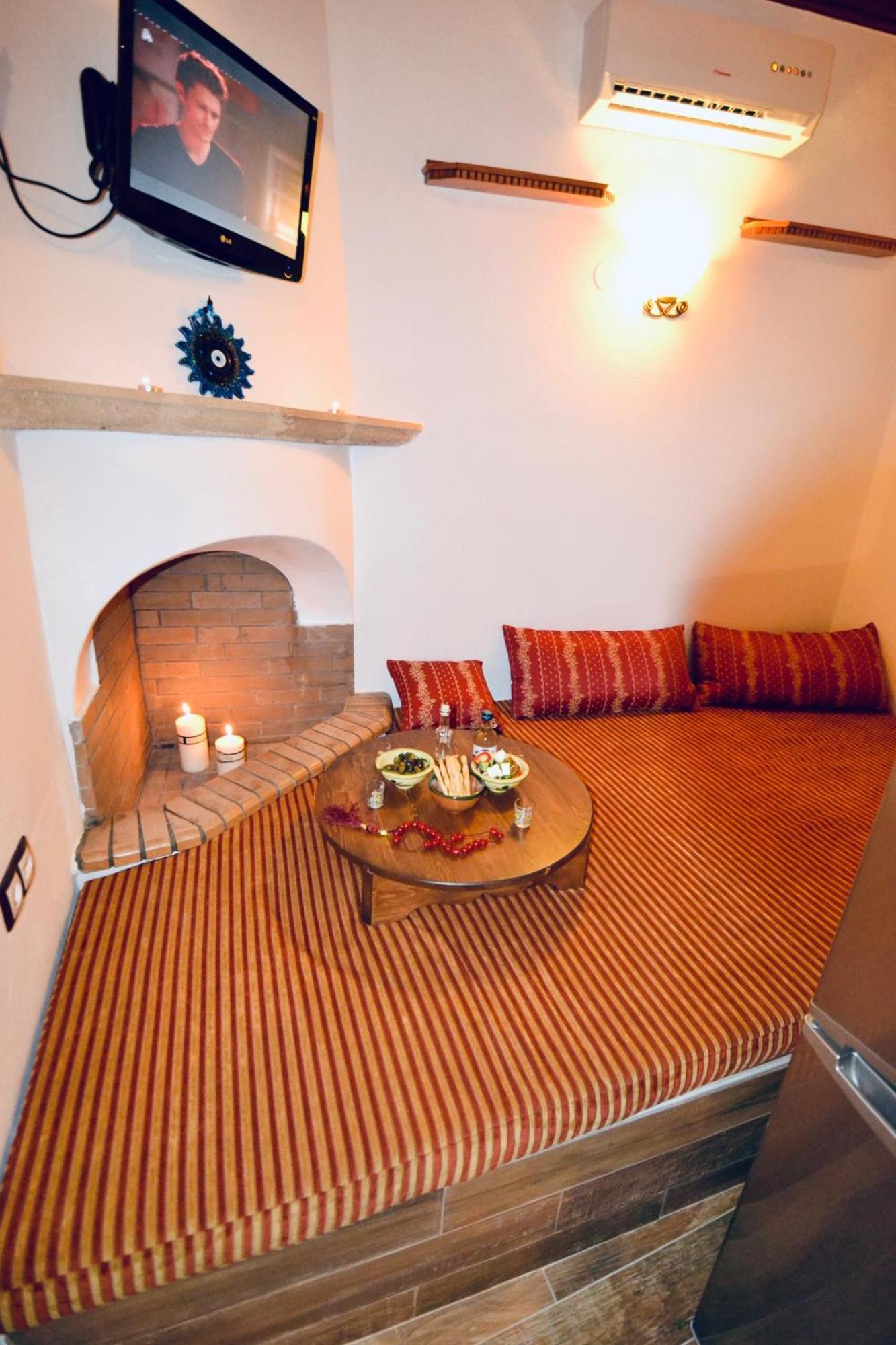 Villa Patitiri Traditional House With Hot Tub Арханґелос Екстер'єр фото