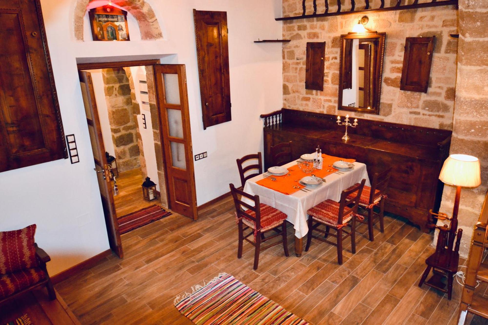 Villa Patitiri Traditional House With Hot Tub Арханґелос Екстер'єр фото